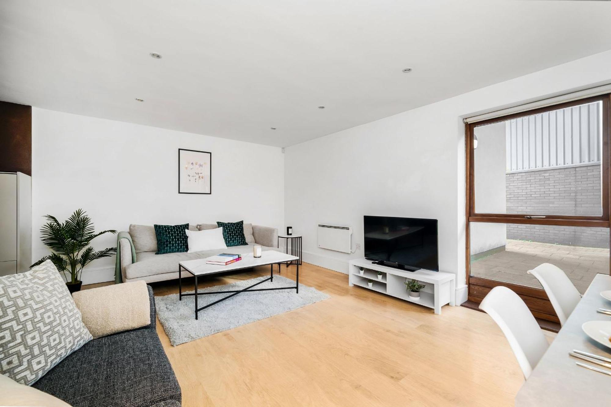 King'S Cross - 2Br With Terrace - Cityapartmentstay London Eksteriør bilde